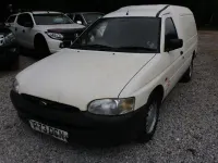 Used Ford Escort 1997 White Hatchback