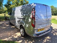 Used Ford Transit Custom Limited 130 HP (95 kW) 2019 Silver Van