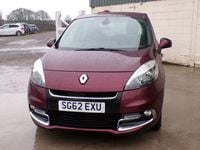 Used Renault Scénic III Dynamique 110 HP (80 kW) 2012 Red MPV