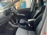 Used Suzuki SX4 129 HP (94 kW) 2024 Silky silver SUV