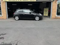 Used Mini ONE Hatch 102 HP (75 kW) 2017 Black Hatchback