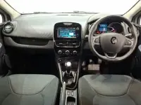 Used Renault Clio Iconic 90 HP (66 kW) 2019 Silver Hatchback