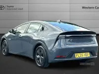 Used Toyota Prius Design 2025 Grey Hatchback