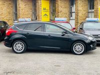 Usado Ford Focus Zetec 125 HP (91 kW) 2013 Preto Citadino