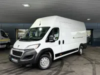Used Peugeot Boxer Premium 140 HP (102 kW) 2023 White Van