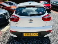 Used Kia Rio Air 2016 White Hatchback