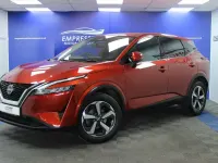 Used Nissan Qashqai N-Connecta 140 HP (102 kW) 2022 Red SUV