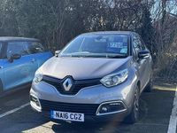 Used Renault Captur Dynamique 90 HP (66 kW) 2016 Grey SUV