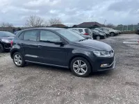 Usado VW Polo Match 90 CV (66 kW) 2016 Gris Utilitario