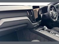 Used Volvo XC60 Plus 247 HP (181 kW) 2025 Grey SUV