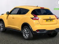 Used Nissan Juke Tekna 117 HP (86 kW) 2017 Yellow SUV