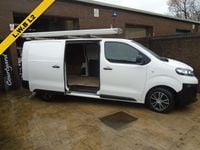 Used Vauxhall Vivaro S 100 HP (73 kW) 2020 White MPV