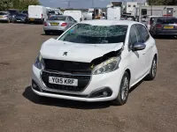 Used Peugeot 208 Allure 2015 White Hatchback