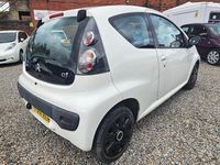 Usado Citroën C1 VTR Sport 68 HP (50 kW) 2012 Branco Citadino