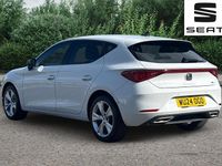 Begagnad Seat Leon FR 150 HK (110 kW) 2024 Vit Halvkombi