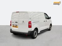 Used Peugeot e-Expert 100 kW (136 HP) 2021 White Van