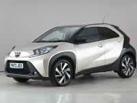 Used Toyota Aygo X 72 HP (52 kW) 2022 Beige SUV