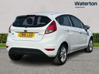 Used Ford Fiesta Zetec 2016 White Hatchback
