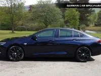 Used Vauxhall Insignia Elite 2017 Blue Hatchback