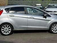 Usado Ford Fiesta Titanium 2016 Prateado Citadino