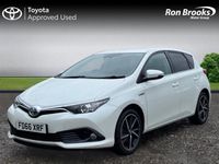 used Toyota Auris Hybrid 