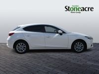 Używany Mazda 3 120 KM (88 kW) 2017 Biały Hatchback