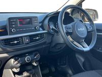 Begagnad Kia Picanto Advance 67 HK (49 kW) 2023 Gul Halvkombi