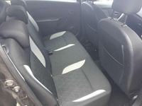 Used Dacia Sandero Lauréate 90 HP (66 kW) 2015 Hatchback