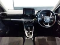 Used Toyota Yaris Hybrid 116 HP (85 kW) 2022 White Hatchback