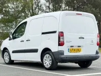 Usado Citroën Berlingo 75 CV (55 kW) 2014 Blanco Monovolumen