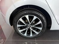Used Renault Clio V Iconic 100 HP (73 kW) 2020 Silver Hatchback