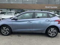 Używany Hyundai i20 Advanced 100 KM (73 kW) 2024 Niebieski Hatchback