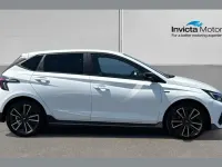 Used Hyundai i20 N Line 120 HP (88 kW) 2024 White Hatchback