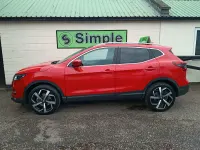 Używany Nissan Qashqai Tekna 2018 Czerwony SUV