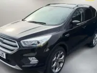 Usado Ford Kuga Titanium 120 CV (88 kW) 2019 Negro SUV