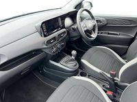 Used Hyundai i10 Advanced 62 HP (45 kW) 2024 Blue Hatchback