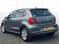 Usado VW Polo Edition 90 HP (66 kW) 2017 Cinzento Citadino