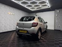 Used Dacia Sandero Ambiance 90 HP (66 kW) 2014 Silver Hatchback