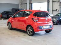 Used Hyundai i10 67 HP (49 kW) 2019 Red Hatchback