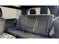 Novo Land Rover Defender SE Dynamic 245 HP (180 kW) 2025 Other SUV