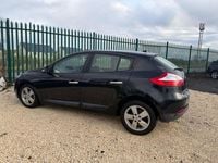 Used Renault Mégane III Dynamique 110 HP (80 kW) 2011 Black Hatchback