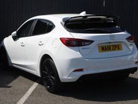 Begagnad Mazda 3 Inclusive 120 HK (88 kW) 2018 Vit Halvkombi