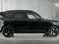Used Mini Countryman 215 HP (158 kW) 2024 Black SUV