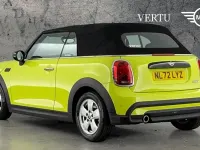 Used Mini Cooper Classic 134 HP (98 kW) 2022 Yellow Hatchback