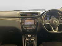Used Nissan Qashqai N-Connecta 116 HP (85 kW) 2018 Grey SUV