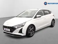 Used Hyundai i20 Ultimate 101 HP (74 kW) 2025 White Hatchback