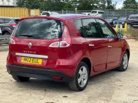 Used Renault Scénic III Dynamique 2012 Red MPV