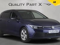 Second-hand VW Golf VIII Life 110 CP (80 kW) 2023 Albastru Hatchback