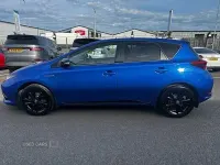 Used Toyota Auris Hybrid Design 136 HP (100 kW) 2018 Blue/black Hatchback