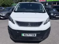 Used Peugeot e-Expert 100 kW (136 HP) 2021 White Van